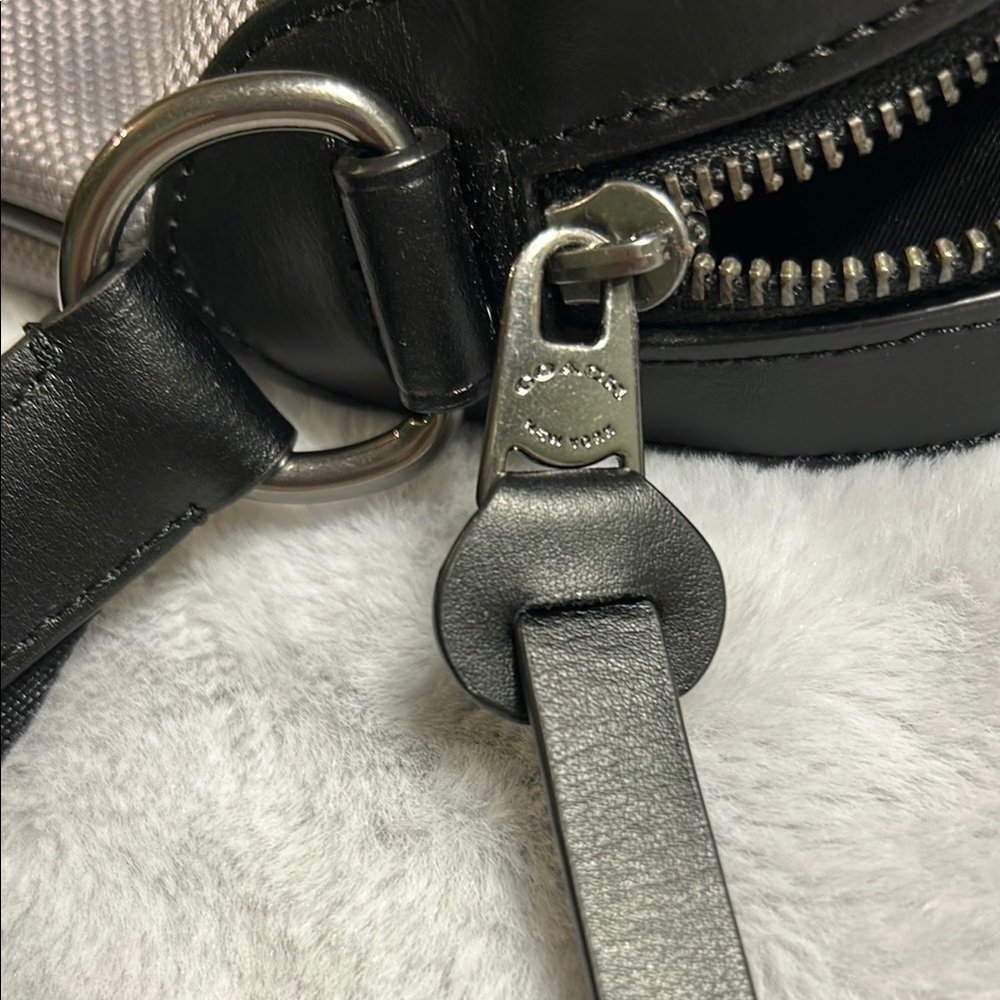 COACH F37609 Black and Gray Crossbody Messenger Bag NWT - Picture 14 of 16